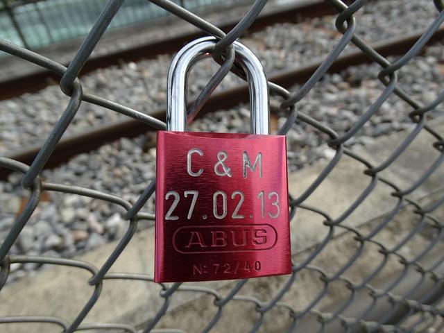 Abus sexuels dans une école privée à Nantes : ce qu’il faut absolument savoir  
→ Ce que vous devez absolument savoir sur les abus sexuels dans une école privée à Nantes