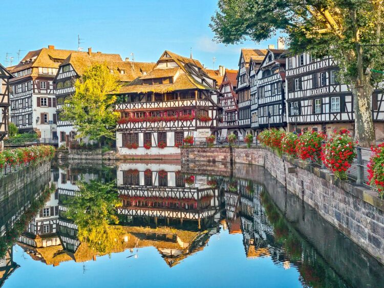 Seulement 34 jours à Strasbourg avant un retour surprise à Chelsea… et un nouveau prêt inattendu ! Seulement 34 jours à Strasbourg avant un retour surprise à Chelsea… et un nouveau prêt inattendu !