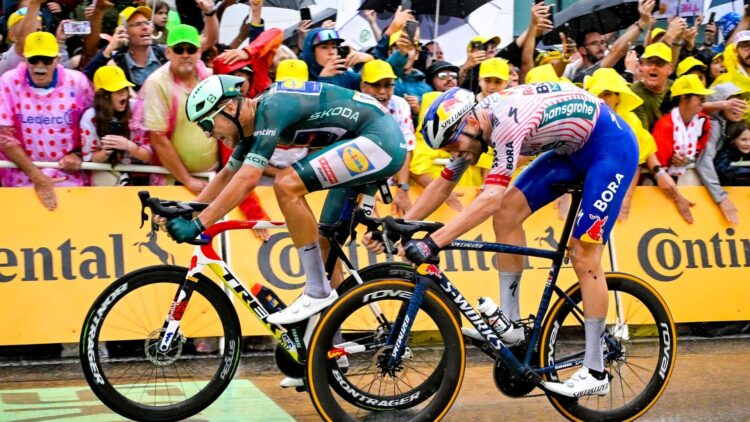 Ne manquez pas la dernière étape du Tour de France à Paris en direct ! Ne manquez pas la dernière étape du Tour de France à Paris en direct !