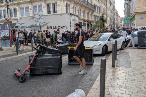 « Bloquons tout » : suivez en direct la montée de la mobilisation à Marseille