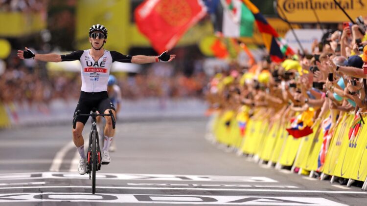 Tour de France 2025 à Toulouse : la parade spectaculaire des géants mécaniques Long Ma et Astérion Tour de France 2025 à Toulouse : la parade spectaculaire des géants mécaniques Long Ma et Astérion