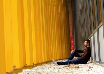 De YouTube au grand écran : comment Mister V, roi de l’humour, a conquis le cinéma avec McWalter