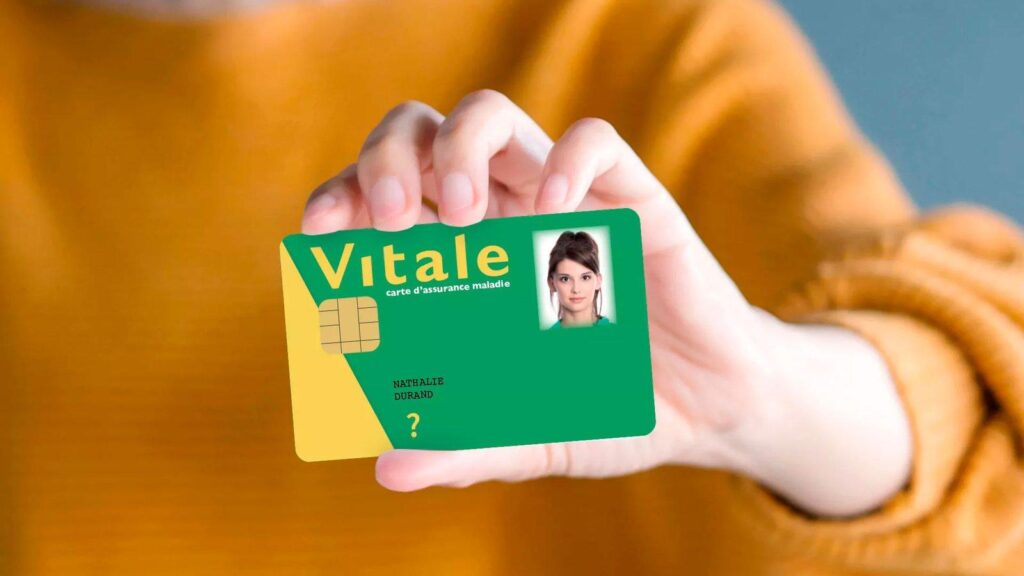 Attention aux arnaques à la carte Vitale : protégez-vous en ligne !