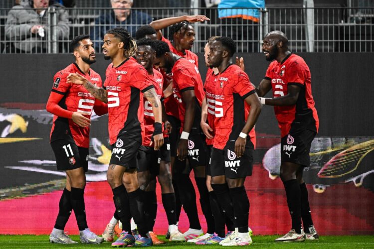Stade Rennais vs Lyon: Une équipe à révéler, des responsabilités à assumer Stade Rennais vs Lyon: Une équipe à révéler, des responsabilités à assumer