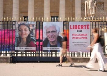 Cécile Kohler et Jacques Paris : La France et l’Iran sur le point de conclure un accord d’échange de prisonniers ?  —  France et Iran : Un accord historique d’échange de prisonniers bientôt signé ? Cécile Kohler et Jacques Paris : La France et l’Iran sur le point de conclure un accord d’échange de prisonniers ?  —  France et Iran : Un accord historique d’échange de prisonniers bientôt signé ?