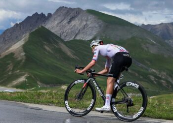 Feel the Rush: Experience the Thrilling Lille-Lille Stage 1 of Tour de France 2025 Live!