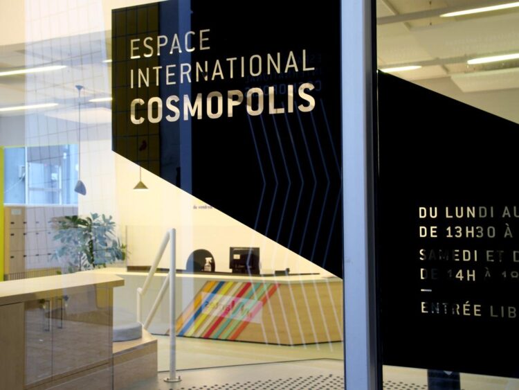 À Nantes, l’espace Cosmopolis dévoile les frontières mystérieuses entre géographie et intimité À Nantes, l’espace Cosmopolis dévoile les frontières mystérieuses entre géographie et intimité