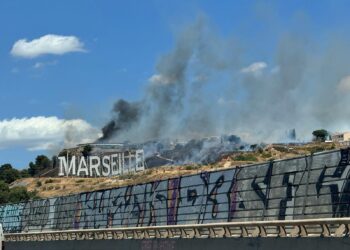 Marseille en flammes : le feu enfin maîtrisé, un soulagement pour la ville