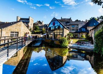 Guingamp vs Montpellier : Sylvain Ripoll révèle son groupe de 18 joueurs pour le choc de Ligue 2