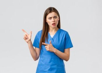 Une mobilisation massive des soignants devant le CHU de Nantes ce mardi matin