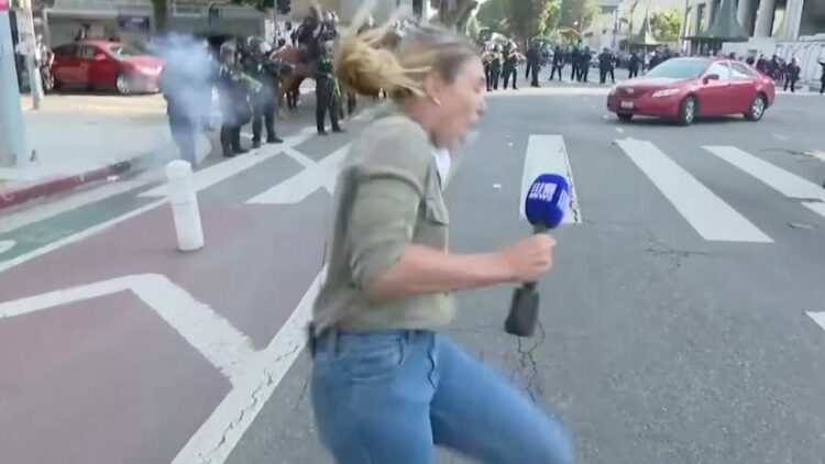 Un journaliste grièvement blessé à Lyon au cœur de violents affrontements entre police et manifestants Un journaliste grièvement blessé à Lyon au cœur de violents affrontements entre police et manifestants