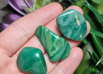 That’s Showbiz Baby! Dive into the Exciting World of JADE’s Debut Album