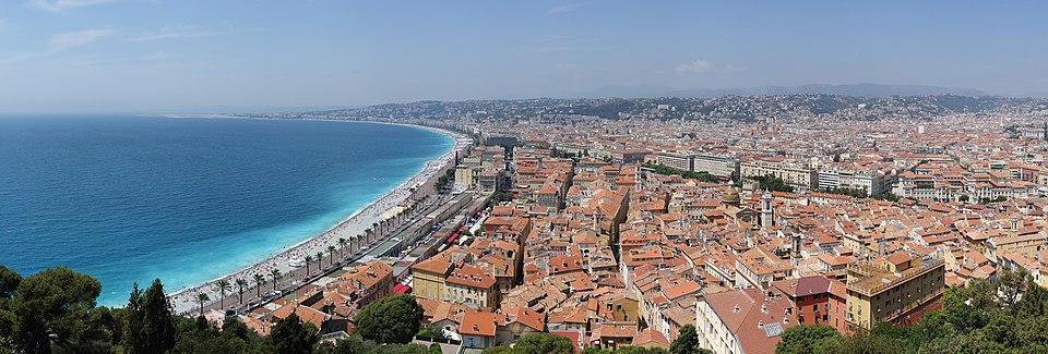 Nice élue ville la plus chère de France pour une journée en couple : découvrez pourquoi !  

→  
Pourquoi Nice est la ville la plus chère de France pour une escapade en amoureux !