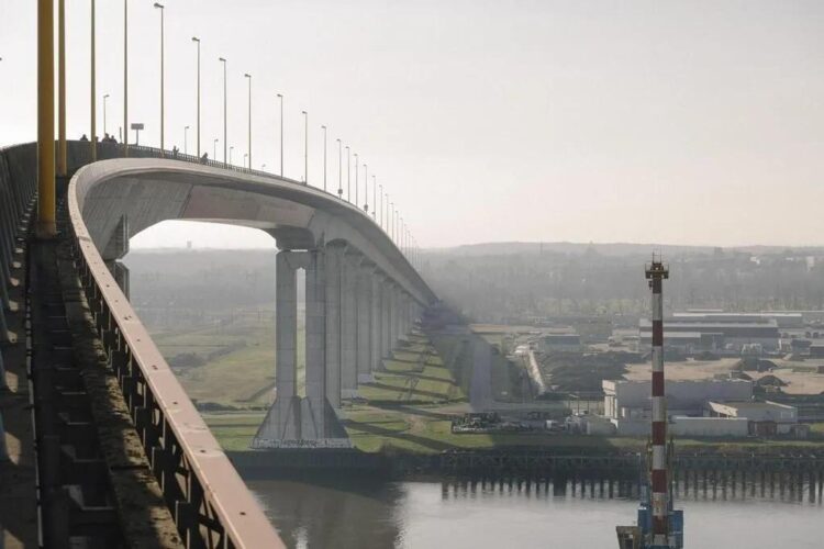 Pont de Cheviré fermé à Nantes : les meilleures alternatives pour traverser la métropole sans stress
