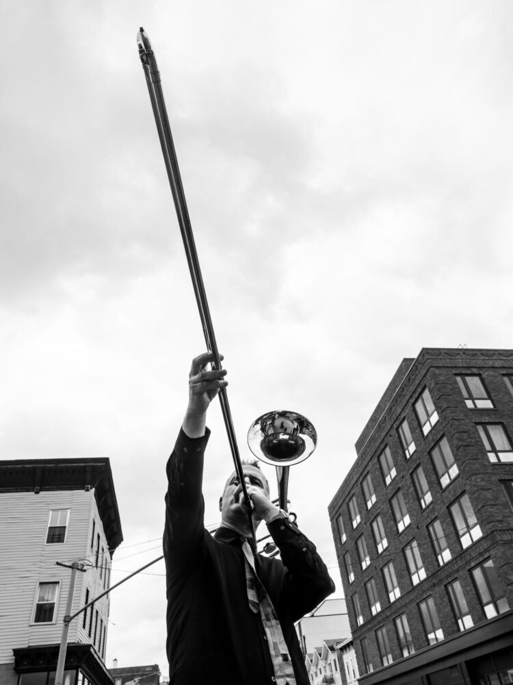 Jacob Garchik : Se réfugier dans l’univers captivant de la science-fiction