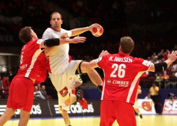 HBC Nantes Kicks Off 2025-2026 Season in Billère with High Ambitions