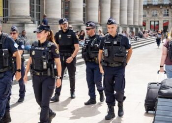 Sécurité à Bordeaux : qui joindre en cas de problème ou pour déposer une plainte ?