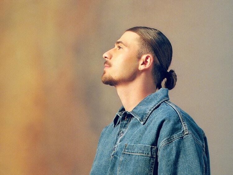 Pierre Garnier: The Rising Star Revolutionizing France’s Music Scene