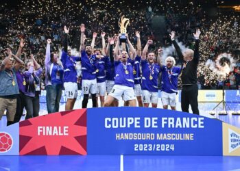 Lyon Triomphe et Soulève la Coupe HandSourd pour la Toute Première Fois !