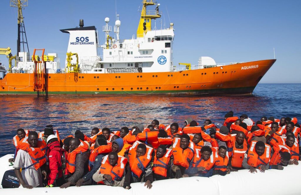 SOS Méditerranée porte plainte en France après l’attaque armée contre l’Ocean Viking