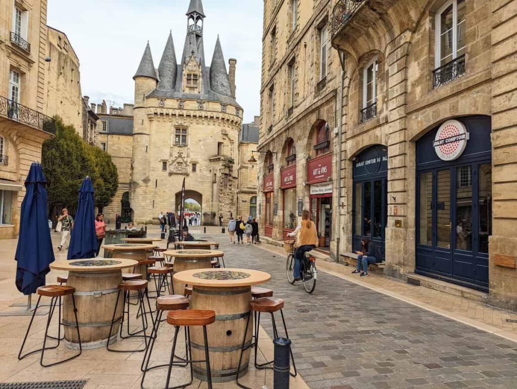 Bordeaux : La capitale française incontournable du baby-foot