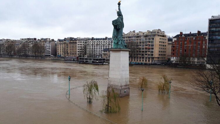 Crue centennale : comment l’Île-de-France se prépare à affronter une catastrophe majeure