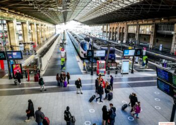 Trenitalia accélère en France : nouvelle ligne TGV, tarifs compétitifs et expansion vers Nice et Londres d’ici 2030 Trenitalia accélère en France : nouvelle ligne TGV, tarifs compétitifs et expansion vers Nice et Londres d’ici 2030
