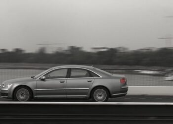 Accident de poids lourd : l’autoroute A8 bloquée en direction de Nice Accident de poids lourd : l’autoroute A8 bloquée en direction de Nice