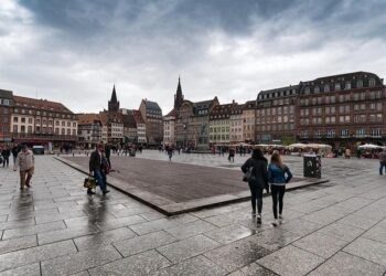 À Strasbourg, des agriculteurs lancent un appel vibrant aux parlementaires : « Ouvrez les yeux ! À Strasbourg, des agriculteurs lancent un appel vibrant aux parlementaires : « Ouvrez les yeux !