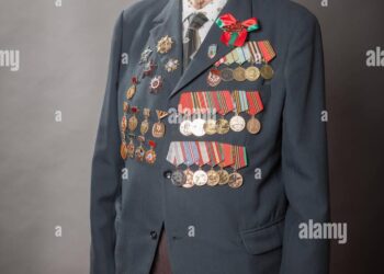 À 102 ans, un vétéran de la Seconde Guerre mondiale reçoit enfin la Légion d’honneur à Nice À 102 ans, un vétéran de la Seconde Guerre mondiale reçoit enfin la Légion d’honneur à Nice