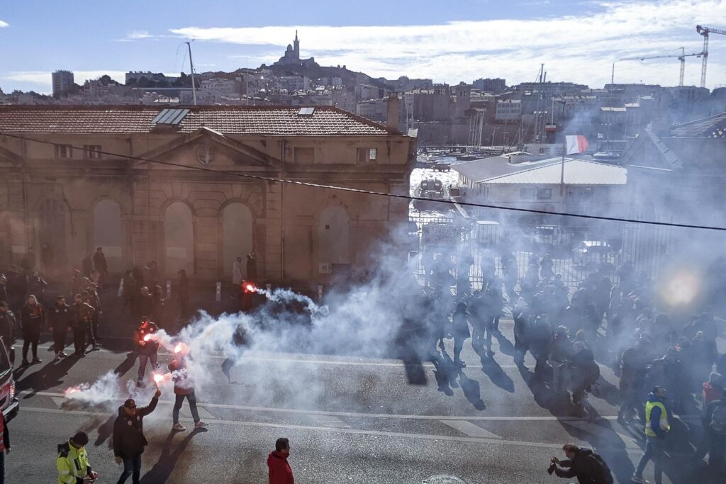 ‘Bloquons tout’: Massive Marseille Protest Ignites Tensions with Thousands Rallying and Multiple Arrests
