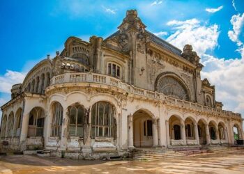 Cyril Delmon : Le Pilier Incontournable de Turner & Townsend en France