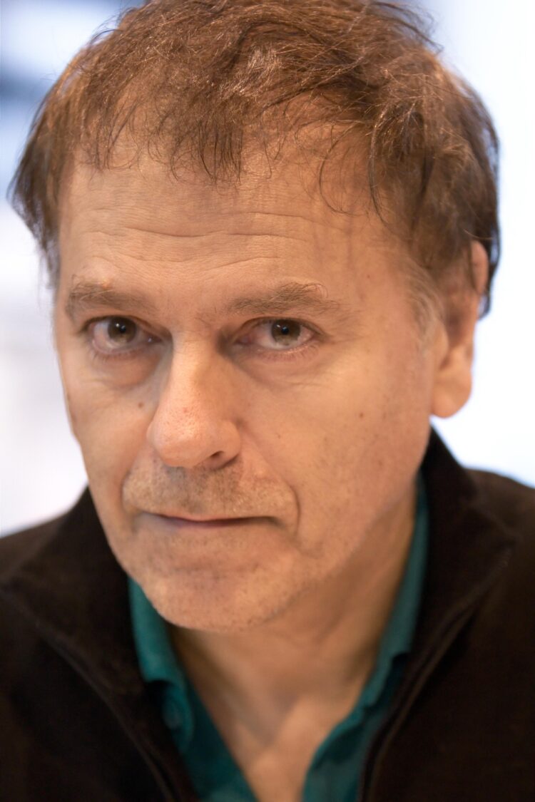 Enki Bilal en direct des Utopiales de Nantes : une rencontre exclusive  —  Exclusive Live Interview with Enki Bilal at Nantes’ Utopiales Festival Enki Bilal en direct des Utopiales de Nantes : une rencontre exclusive  —  Exclusive Live Interview with Enki Bilal at Nantes’ Utopiales Festival