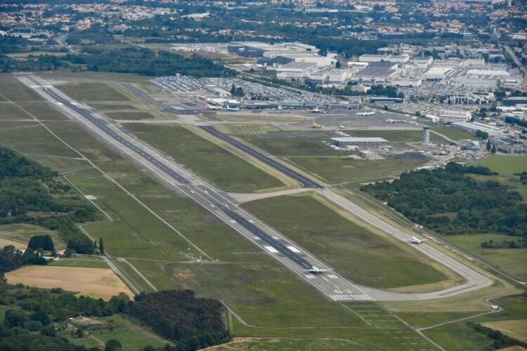 Participez à la table ronde sur le trafic à l’aéroport de Nantes Atlantique ce mardi 9 septembre ! Participez à la table ronde sur le trafic à l’aéroport de Nantes Atlantique ce mardi 9 septembre !