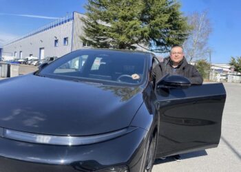 Chauffeurs VTC en colère à Nantes : une réunion houleuse avec les cadres d’Uber France Chauffeurs VTC en colère à Nantes : une réunion houleuse avec les cadres d’Uber France