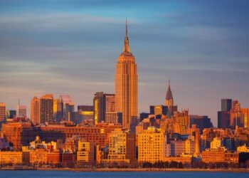 Et si Nice avait rejoint l’Italie ? Retour sur la chute de l’Empire français Et si Nice avait rejoint l’Italie ? Retour sur la chute de l’Empire français