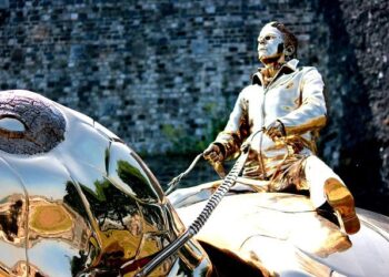 Pourquoi les Japonais sont fascinés par les détails précis, selon Thibaut Fabre Pourquoi les Japonais sont fascinés par les détails précis, selon Thibaut Fabre