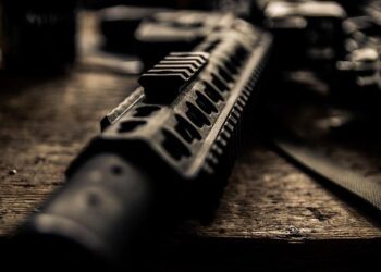 Un homme de 47 ans miraculeusement sauvé par les pompiers après un plongeon près de Nantes Un homme de 47 ans miraculeusement sauvé par les pompiers après un plongeon près de Nantes