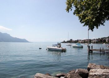 Course-poursuite tragique près de Toulouse : deux jeunes perdent la vie après une chute dans un lac