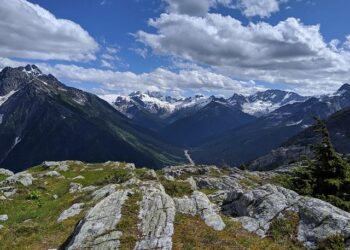 Plongez au cœur de la transe : vivez une expérience immersive inoubliable