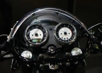 En France, 2,5 % des compteurs kilométriques truqués : voici les raisons surprenantes !