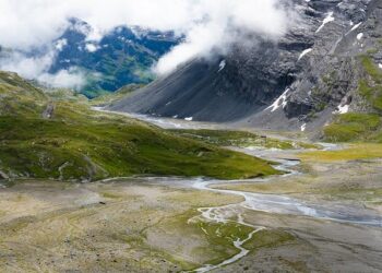 En France, moins d’un cours d’eau sur deux est en bon état : un constat alarmant — Moins de la moitié des cours d’eau français en bon état : une urgence écologique à ne pas ignorer En France, moins d’un cours d’eau sur deux est en bon état : un constat alarmant — Moins de la moitié des cours d’eau français en bon état : une urgence écologique à ne pas ignorer