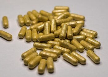 Opioïdes, business et addiction : Plongée au cœur du cartel de la douleur – Épisode 1