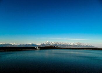 HYBE et JYP Entertainment dévoilent deux girl groups prêtes à conquérir le marché mondial