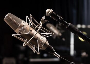 Explore the Timeless Hits of Legacy Recordings: A Journey Through Music History