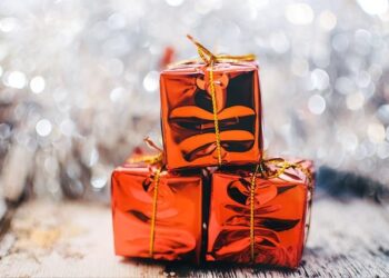 Discover How Much Nantes Residents Really Spend on Christmas Gifts – Plus Smart Budget Tips for Secret Santa and Beyond!