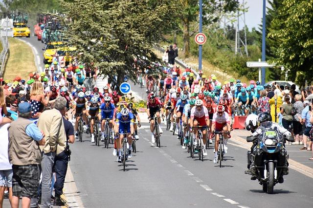 Fans Unite in Protest Over Controversial Route of Tour de France’s 20th Stage Fans Unite in Protest Over Controversial Route of Tour de France’s 20th Stage