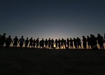 À Nantes, une adolescente grièvement blessée après avoir été renversée par un chauffard en fuite À Nantes, une adolescente grièvement blessée après avoir été renversée par un chauffard en fuite