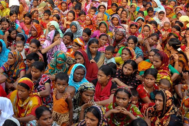 France Erupts in Fury: Fresh Wave of Protests Over Health Pass Sweeps the Nation France Erupts in Fury: Fresh Wave of Protests Over Health Pass Sweeps the Nation