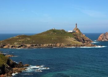 Drame à Marseille : une femme défenestrée, son compagnon mis en examen